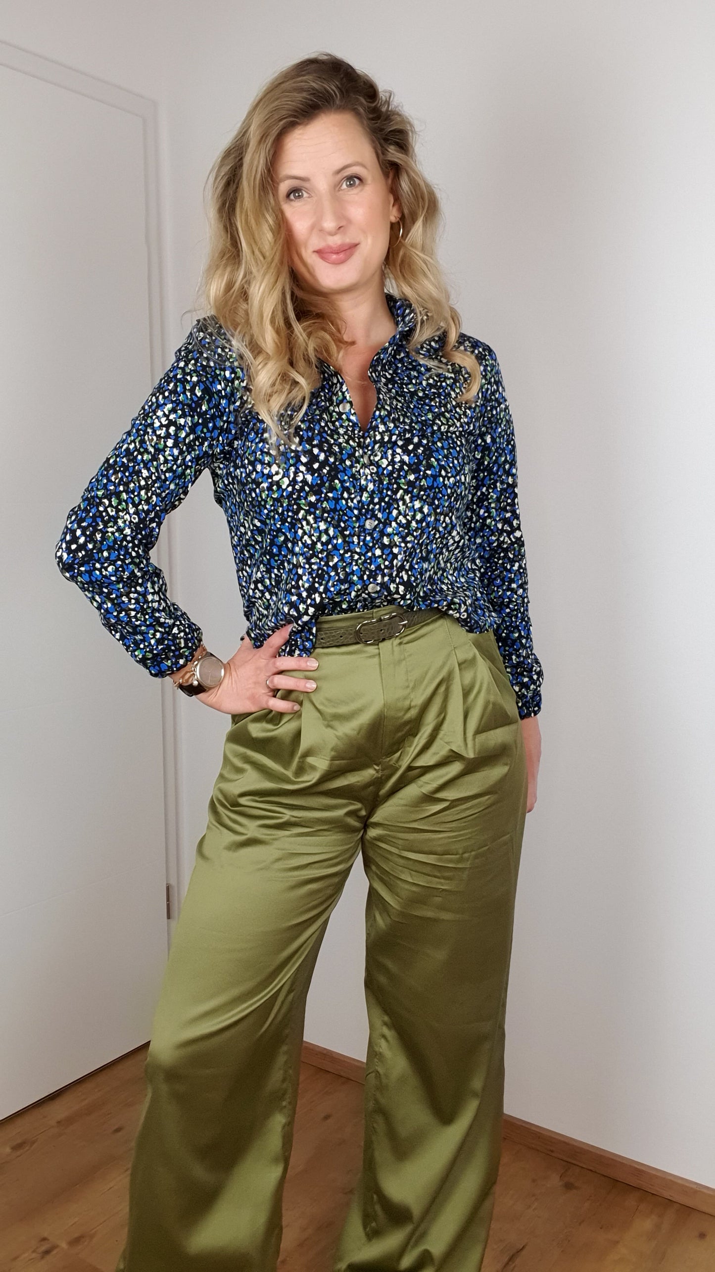 COTTON SATIN ARMY GREEN