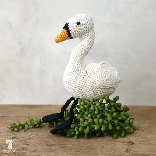 Hardicraft Haakpakket Zwaan Lily 16 cm