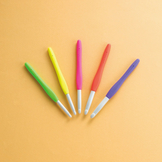 Clover Amour Crochet Hook