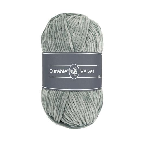Durable Velvet brei- en haakgaren 100 gram 180 meter 100% polyester - Kleur 2227