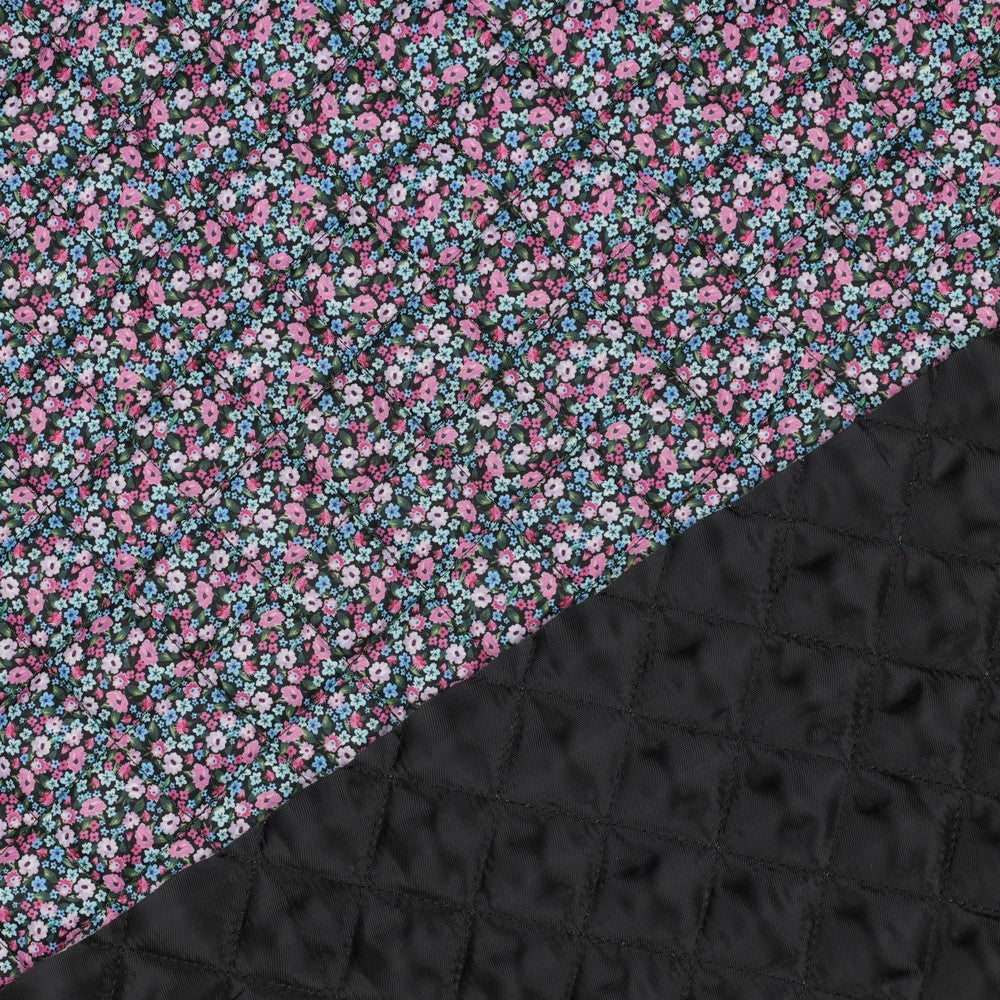 STEPPED DIGITAL FLOWERS