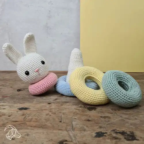 Hardicraft Haakpakket Stapelkonijn 22 cm